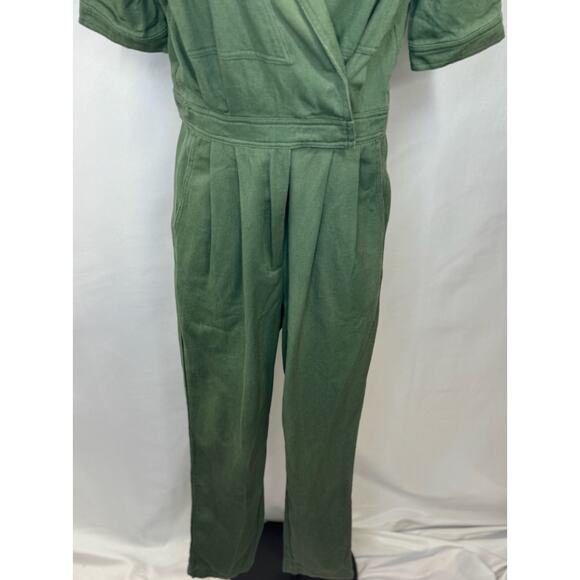 Day + Moon Utility Jumpsuit in Olive Green - Picture 12 of 16